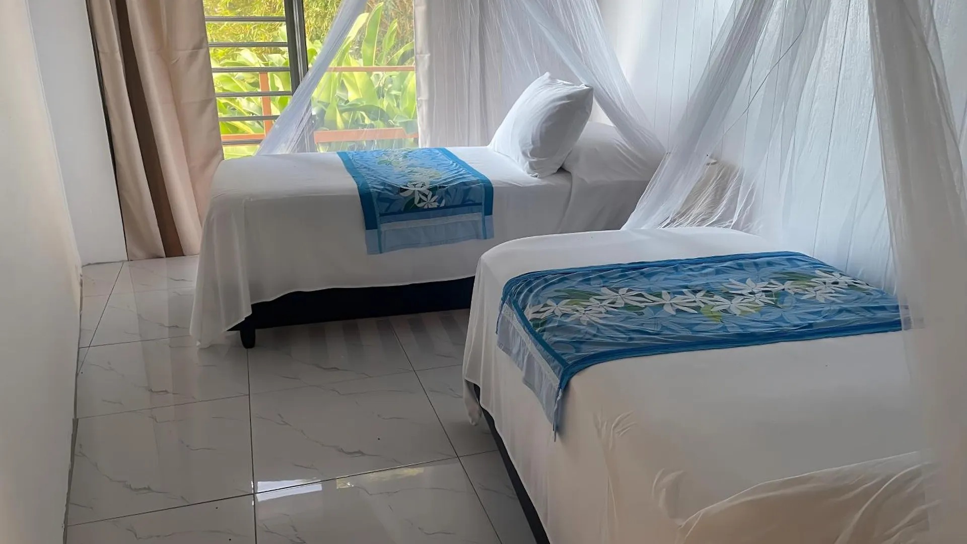 Fare Oviri Lodge Opoa Apartment