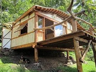Fare Oviri Lodge Opoa